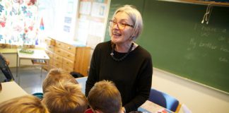 Forfattar Erna Osland meiner ein kan snakka med born om alt – til og med klimaendringar. Men det må gjerast utan framandord og svartmåling. Arkivfoto.